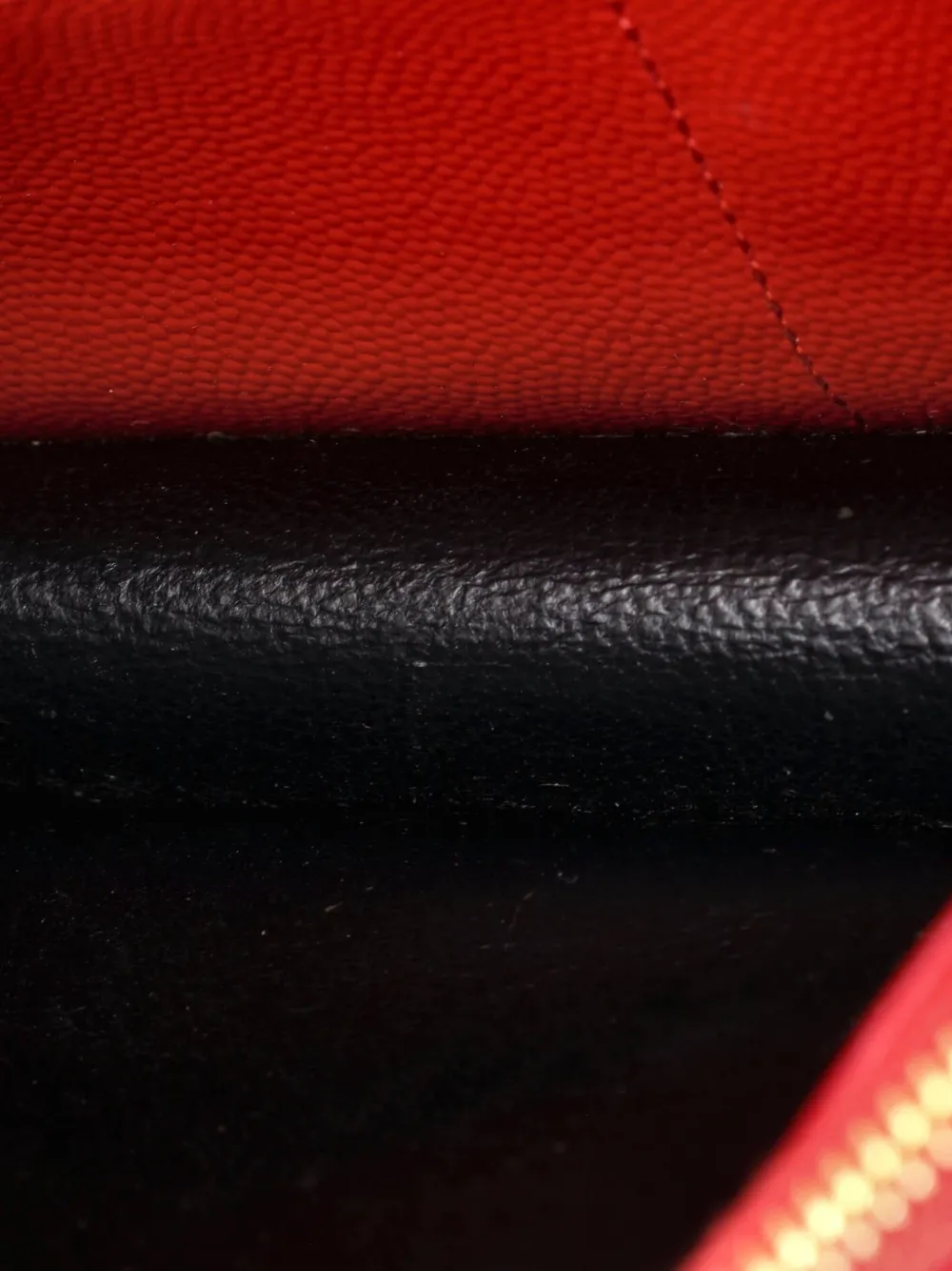 SAINT LAURENT Pre-owned Classic Monogram Wallet On Chain Matelasse Chevron Leather Small Crossbody Bag In Red