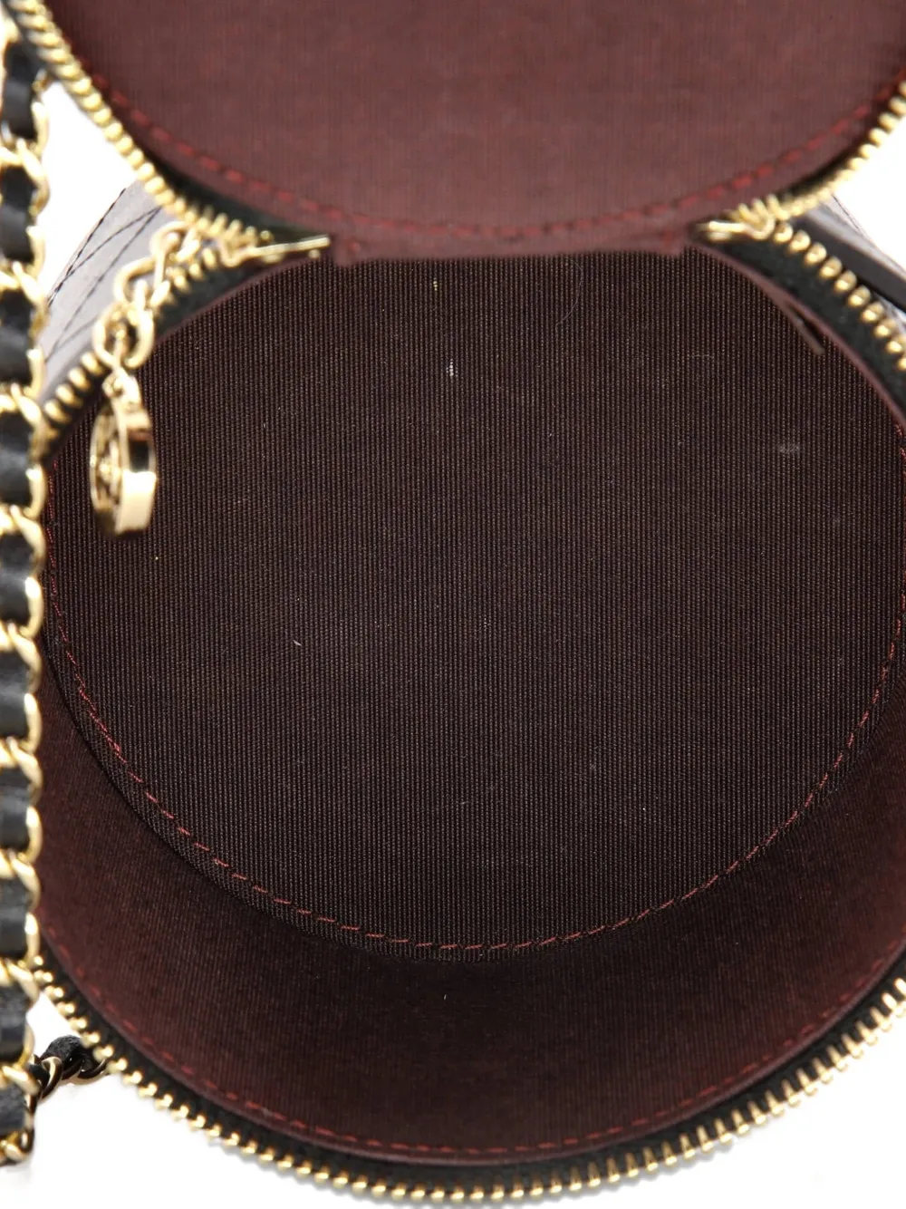 Pre-owned Chanel Cc Round Vanity Case With Chain Quilted Lambskin Mini Clutch Bag In Black