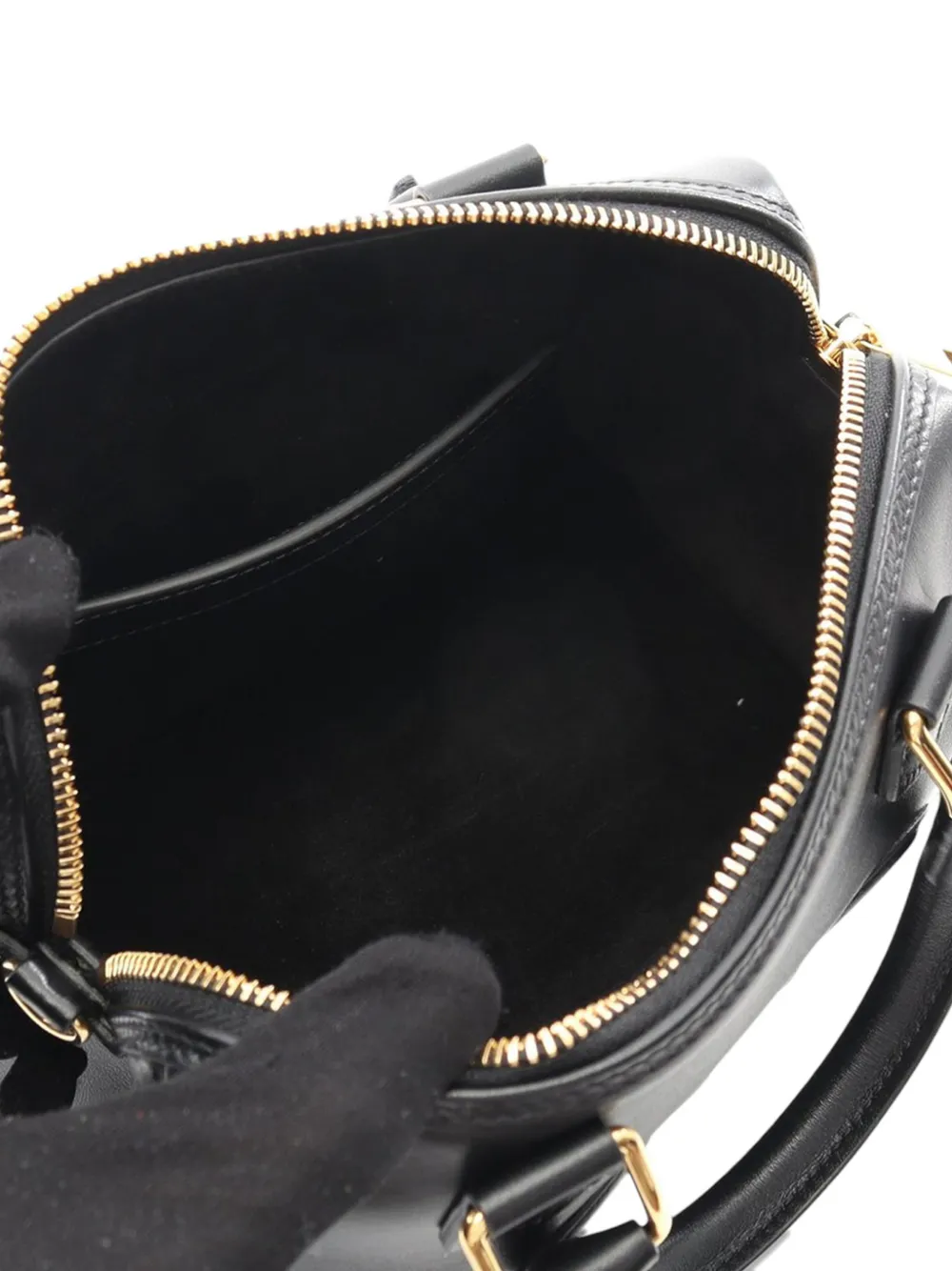 2021-2025 Smooth Calfskin Cuir Triomphe Satchel
