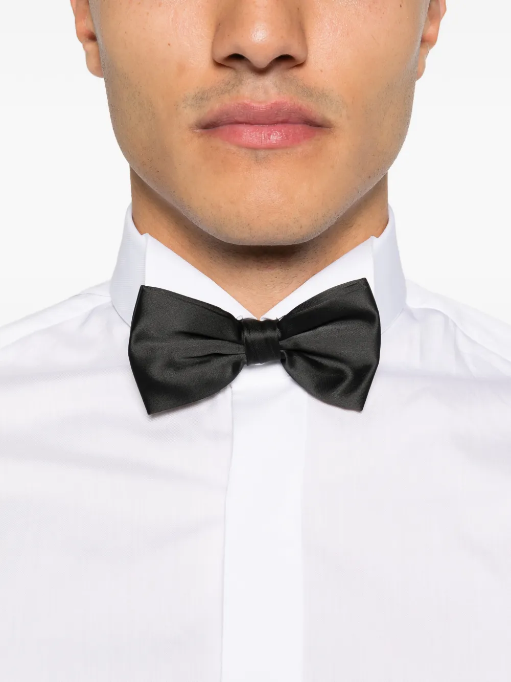 Row point-collar shirt