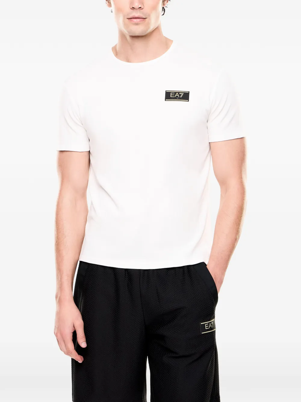 Ea7 Emporio Armani T-shirt met logopatch Wit