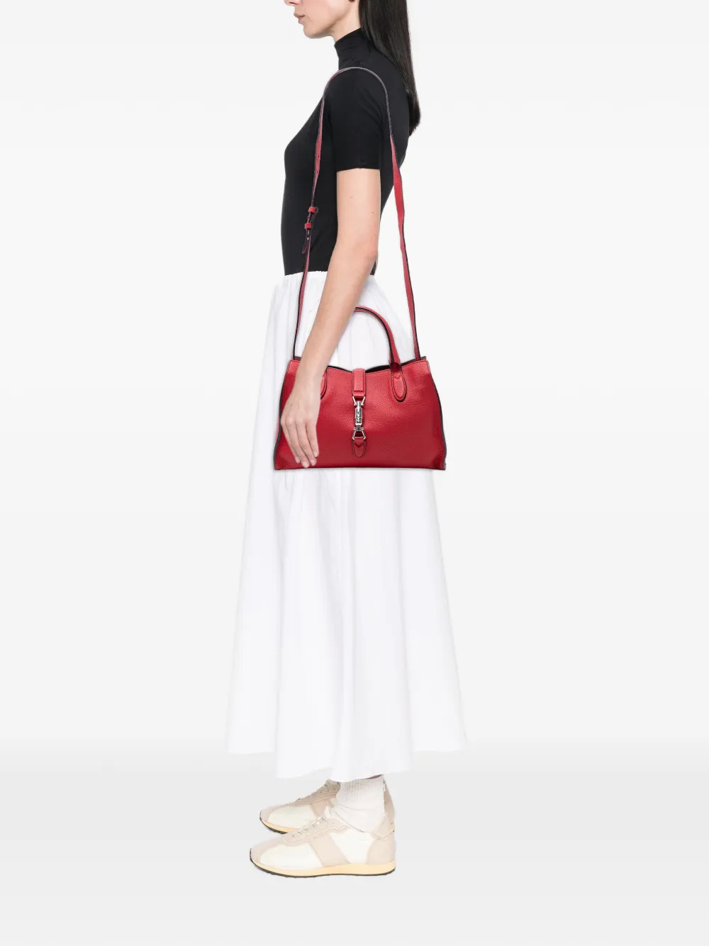 Pre-owned Gucci 2016-2025 Small Grained Calfskin Soft Jackie Tote Satchel In Red