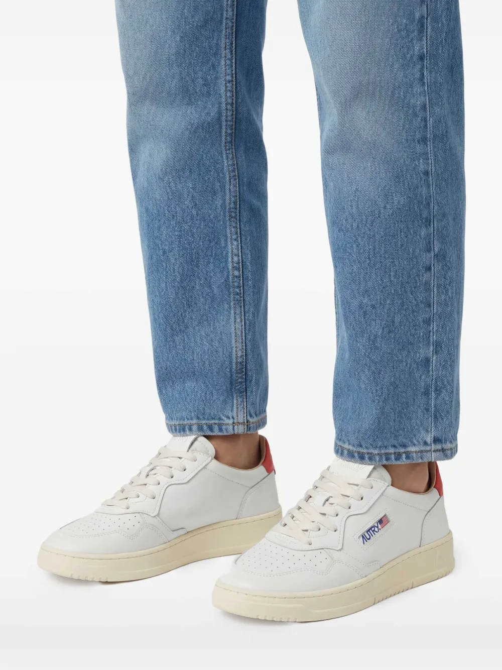 Autry Medalist low-top sneakers | Neutrals | Image 1