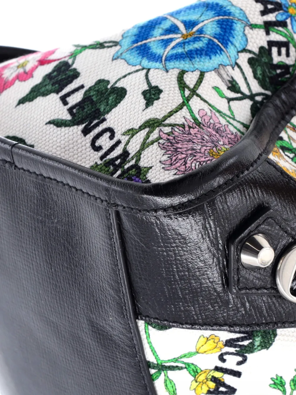 Pre-owned Gucci X Balenciaga The Hacker Project Neo Classic City Bag Flora Canvas Medium Shoulder Bag In Black