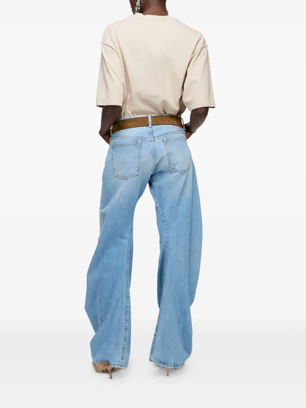Acne Studios T-shirt met logoplakkaat Beige