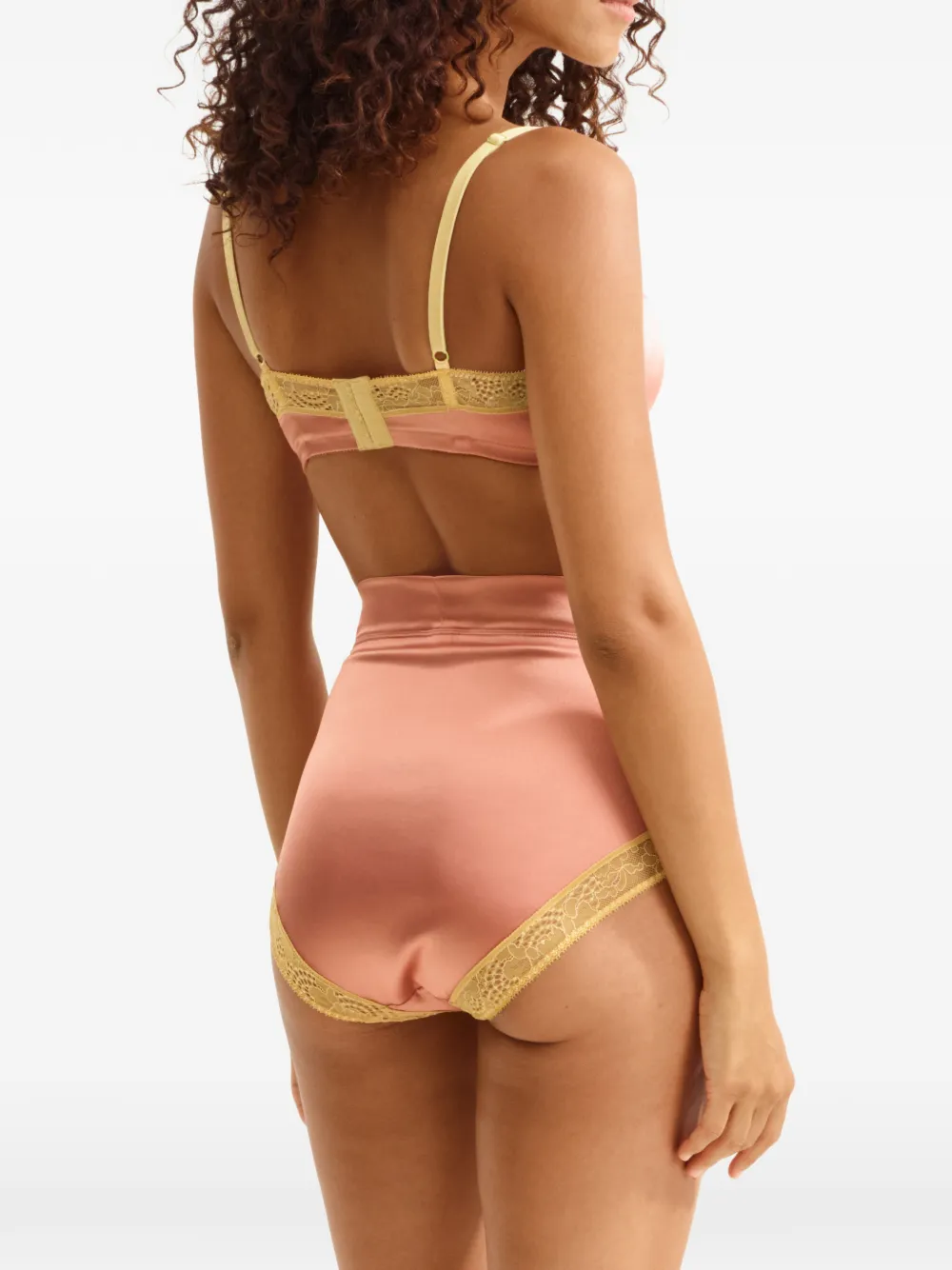 Moment High-Waisted Briefs