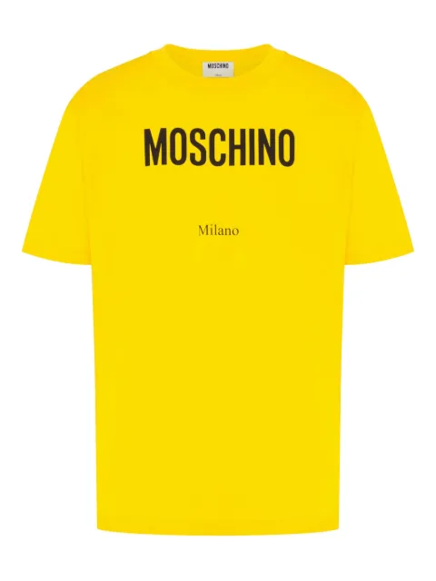 Moschino playera con logo estampado