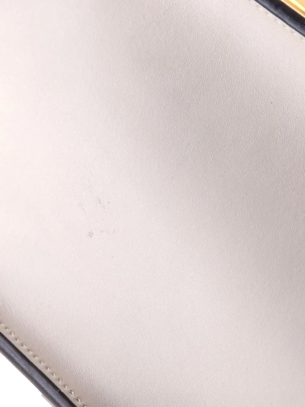 Pre-owned Gucci Sylvie Top Handle Bag Leather Medium Satchel In White