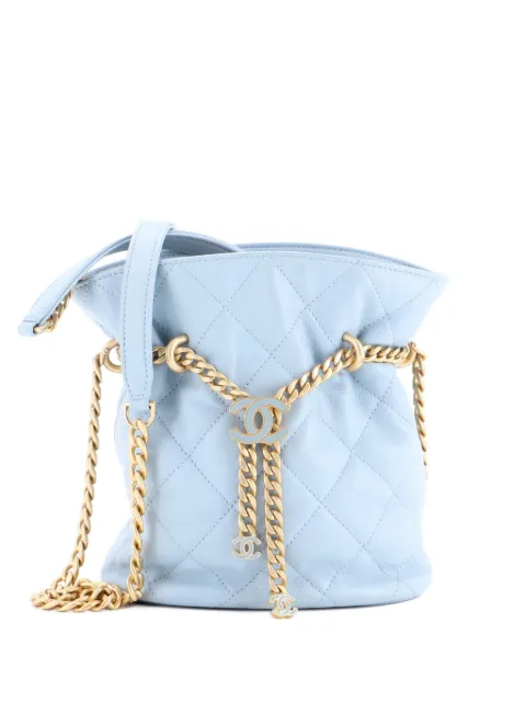 CHANEL Pre-Owned Pending CC Drawstring Quilted Lambskin Small bucket bag