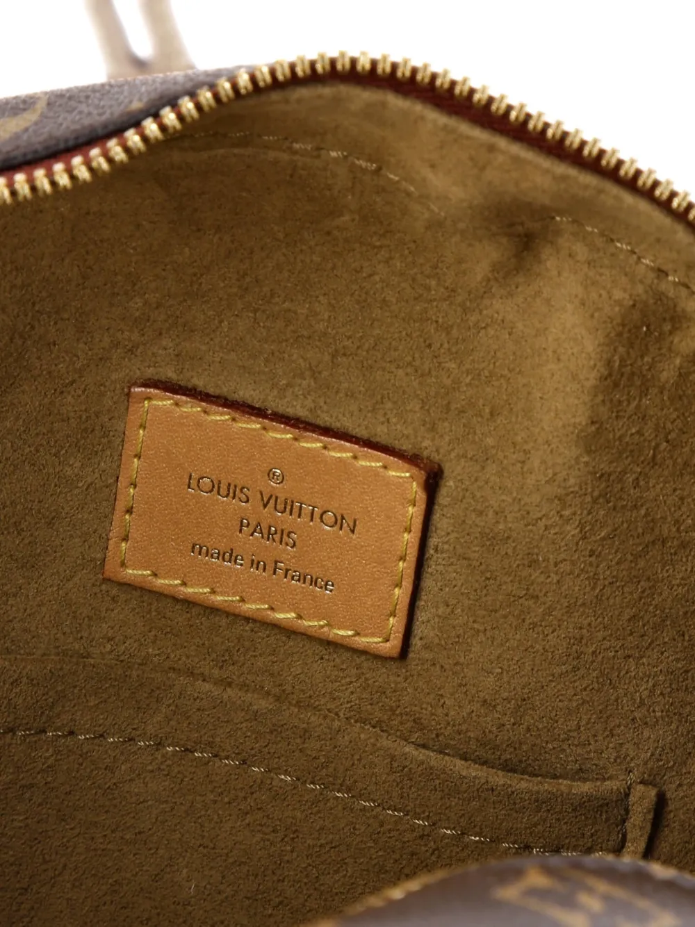 Pre-owned Louis Vuitton Boite Chapeau Souple Bag Monogram Canvas Mm Shoulder Bag In Brown