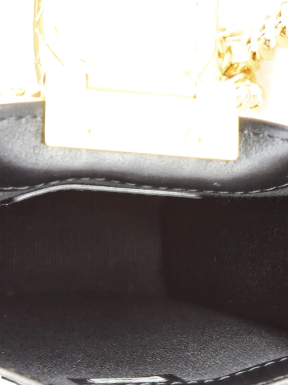 CHANEL Pre-owned Cc Clasp Phone Holder Quilted Lambskin Crossbody Bag In White