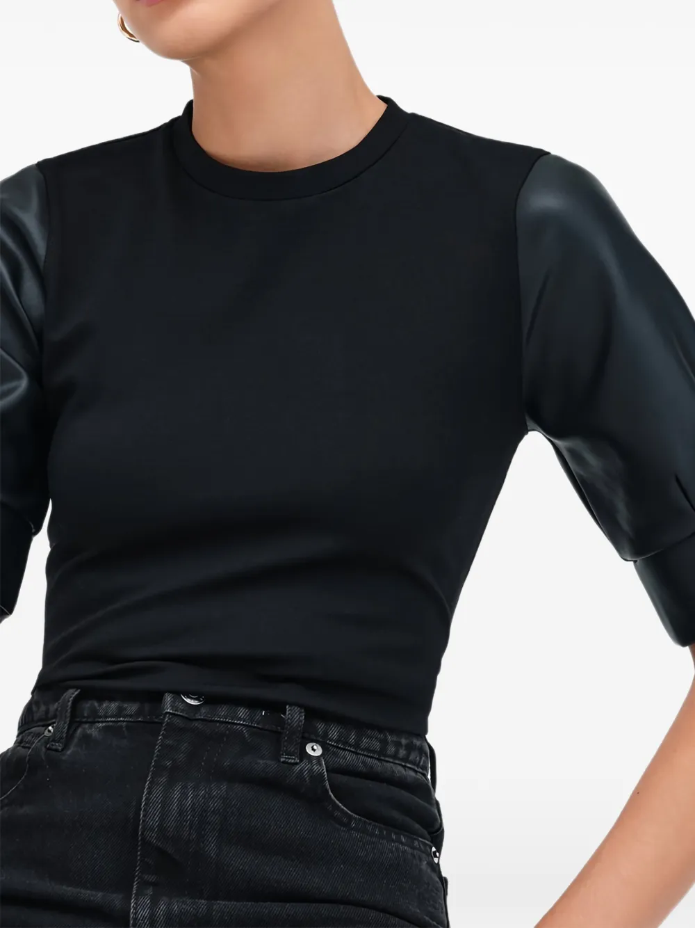 Marcella Trove top met pofmouwen Zwart