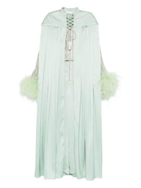 Reem Al Dhaheri jumpsuit con ribete de plumas