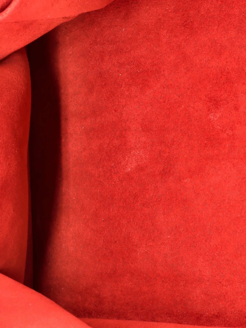 LOUIS VUITTON Pre-owned Very Zipped Monogram Leather Tote Bag In Red