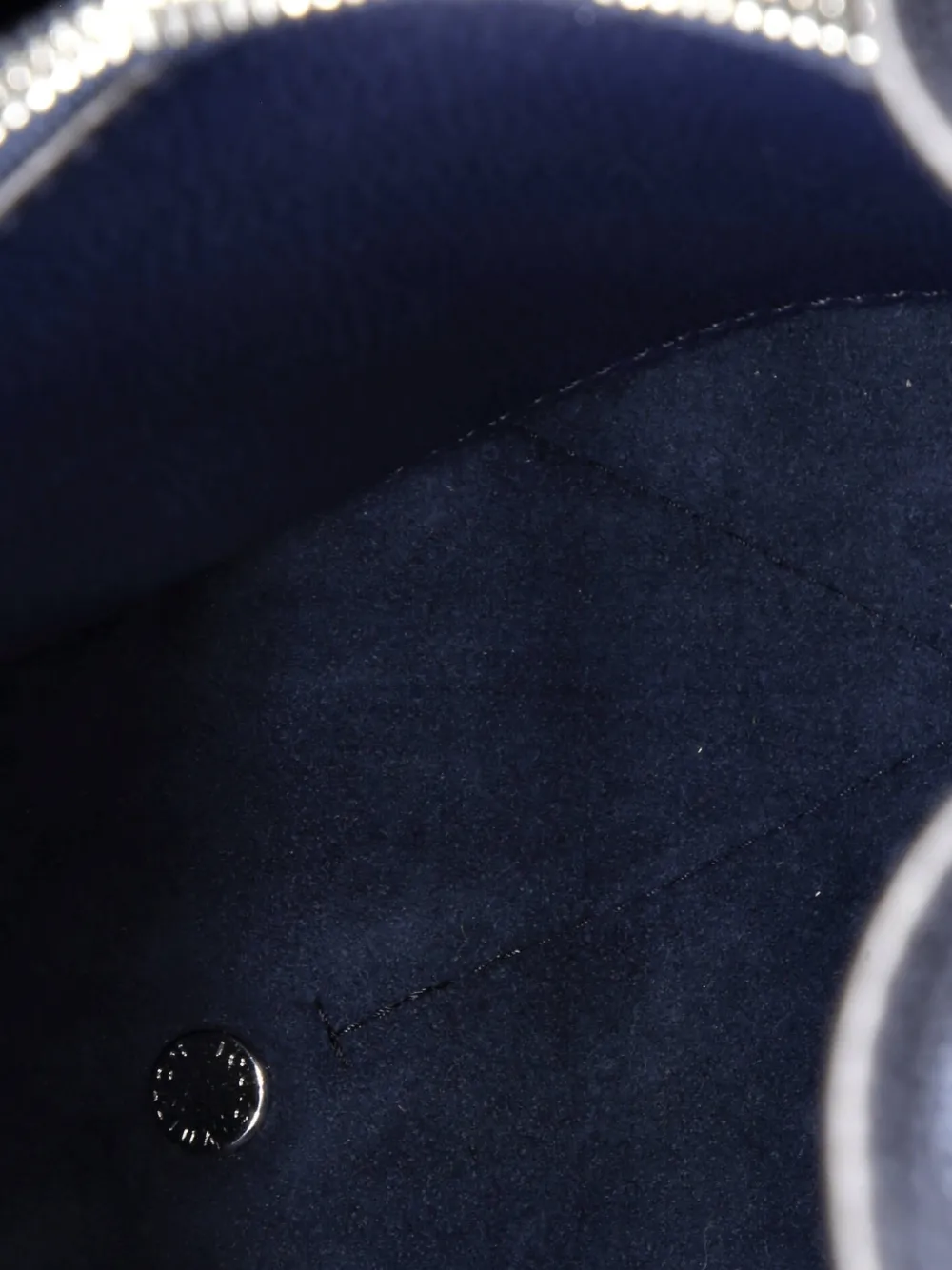 Pre-owned Louis Vuitton Muria Flight Mode Mahina Leather Bucket Bag In Blue