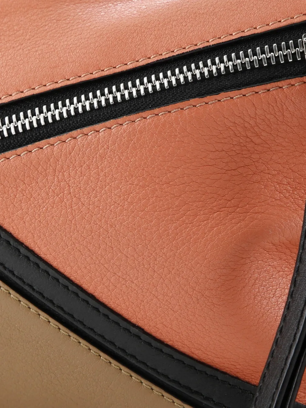 Pre-owned Loewe Puzzle Bag Leather Medium Shoulder Bag In Pink