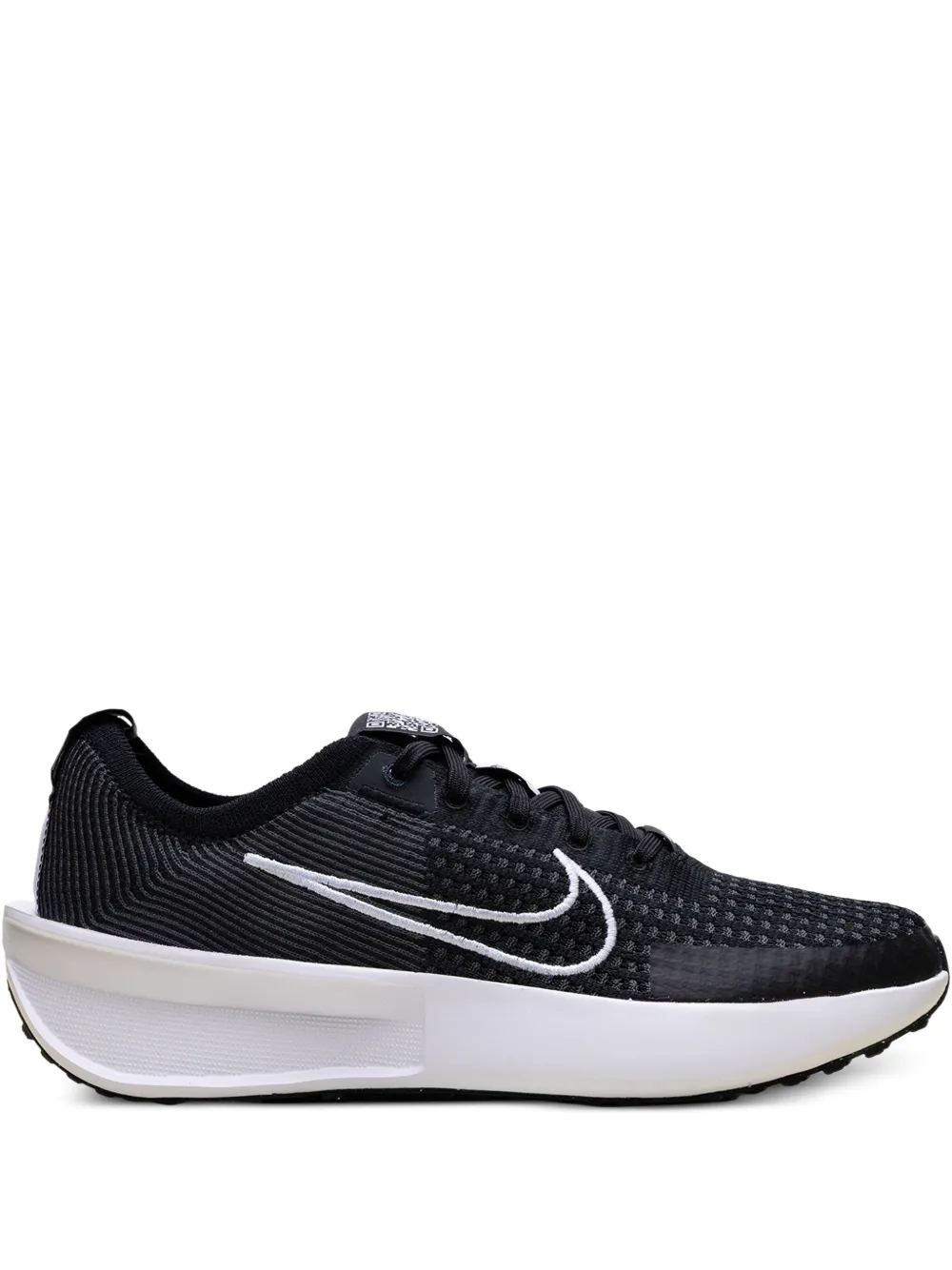 Nike Interact Run road running sneakers | Black | Image 1