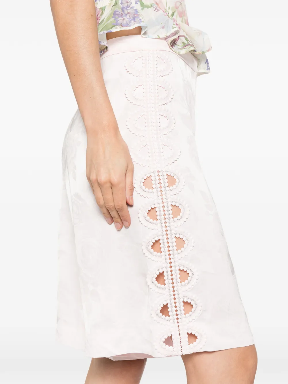 SANDRO Shorts met afwerking van kant Roze