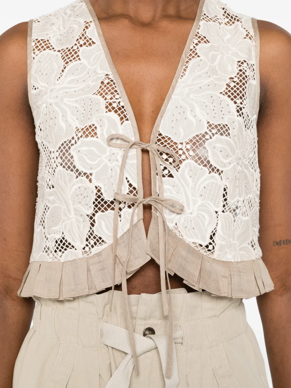 SANDRO Top met bloemenkant Beige