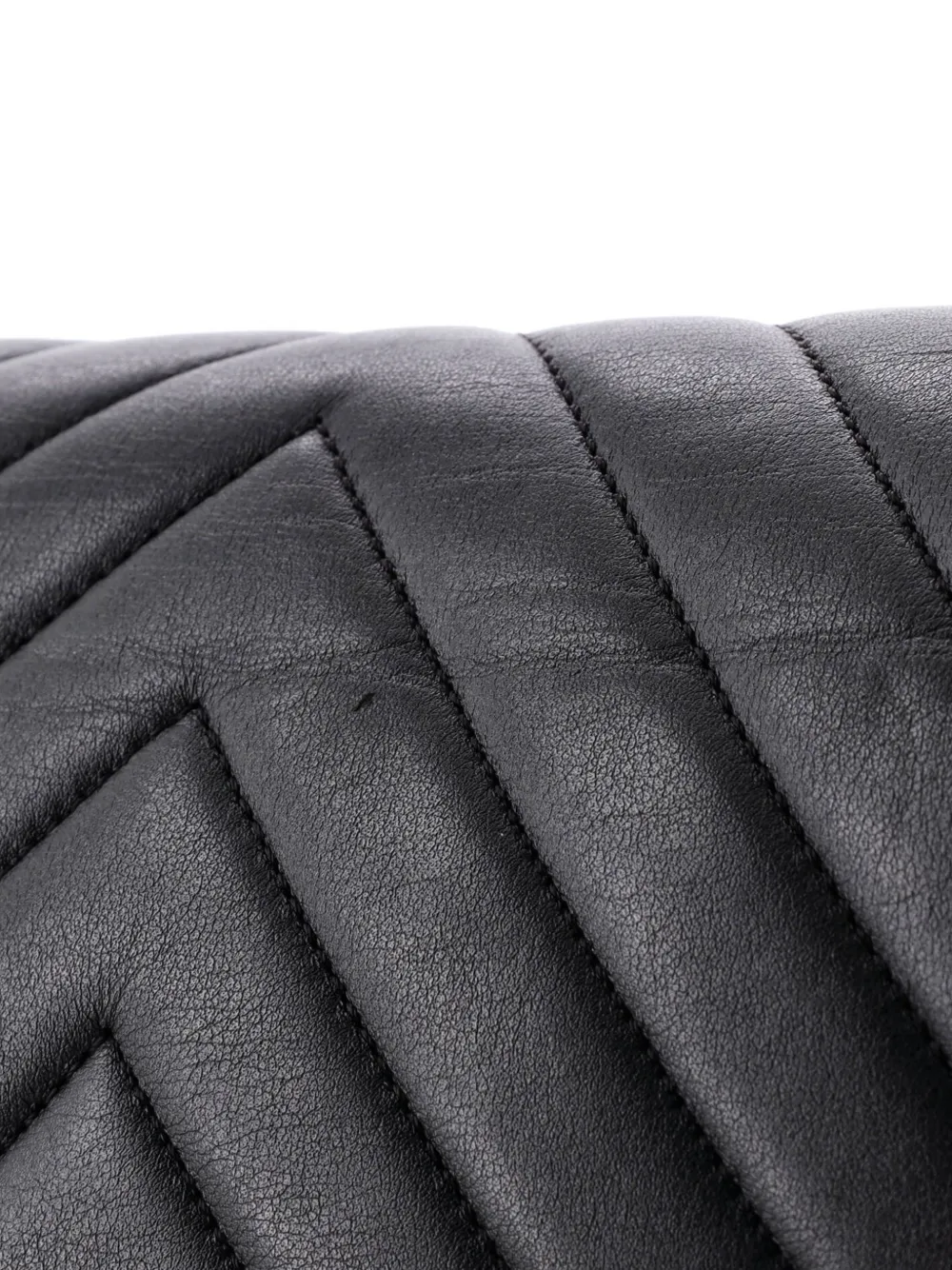 Pre-owned Chanel Boy Flap Bag Chevron Calfskin New Medium Shoulder Bag In Black