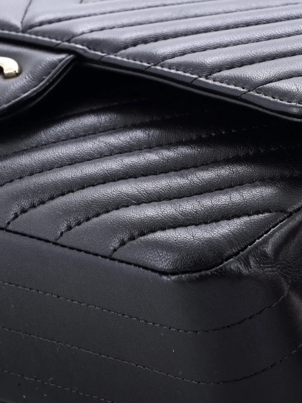 Pre-owned Chanel Classic Double Flap Bag Chevron Lambskin Medium Shoulder Bag In Black