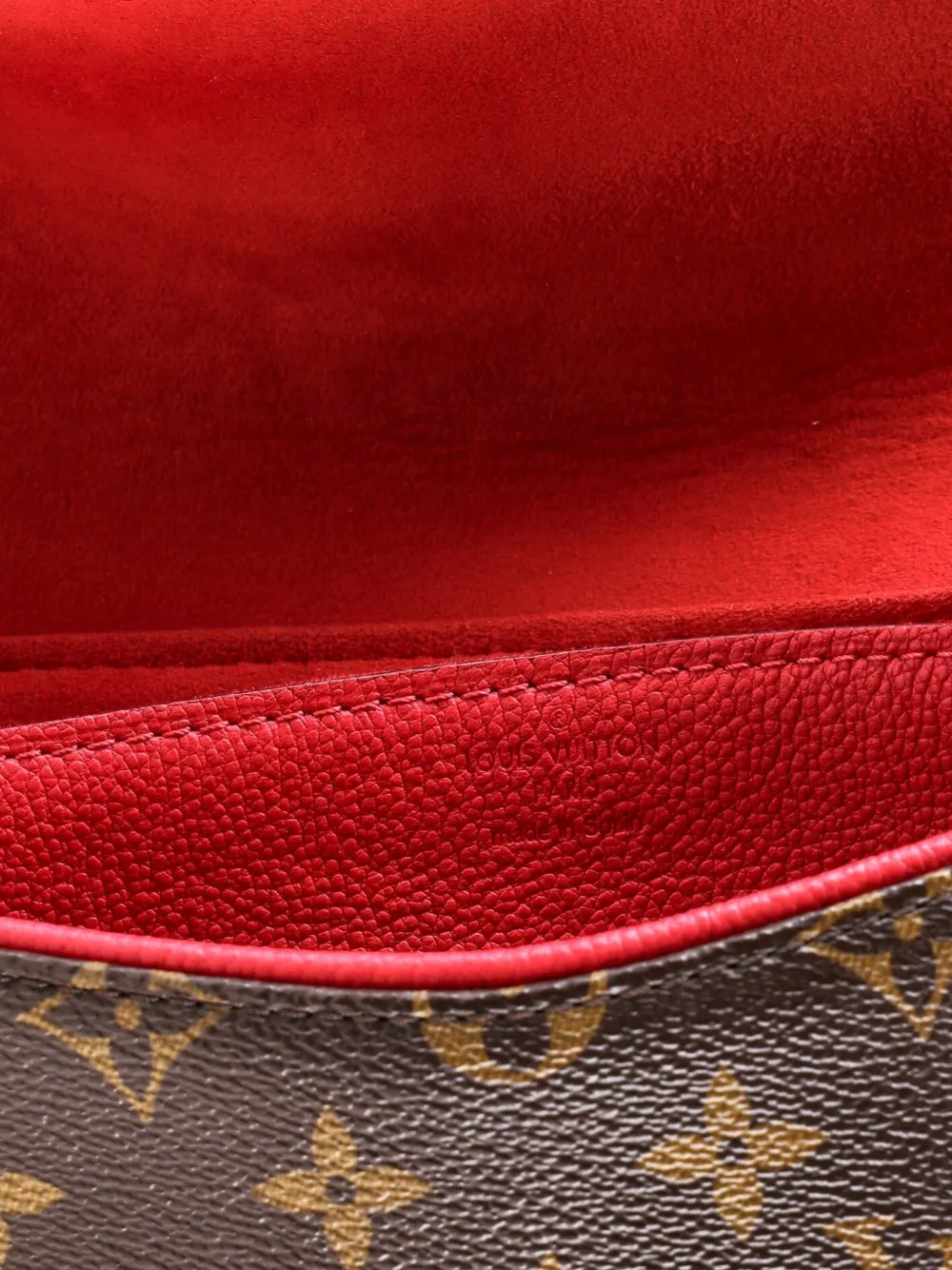 Pre-owned Louis Vuitton Pallas Chain Monogram Canvas And Calfskin Shoulder Bag In Brown