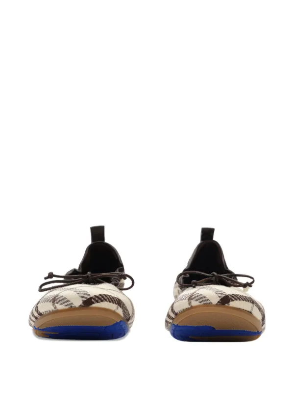 Burberry チェック フラットシューズ | ニュートラル | FARFETCH JP
