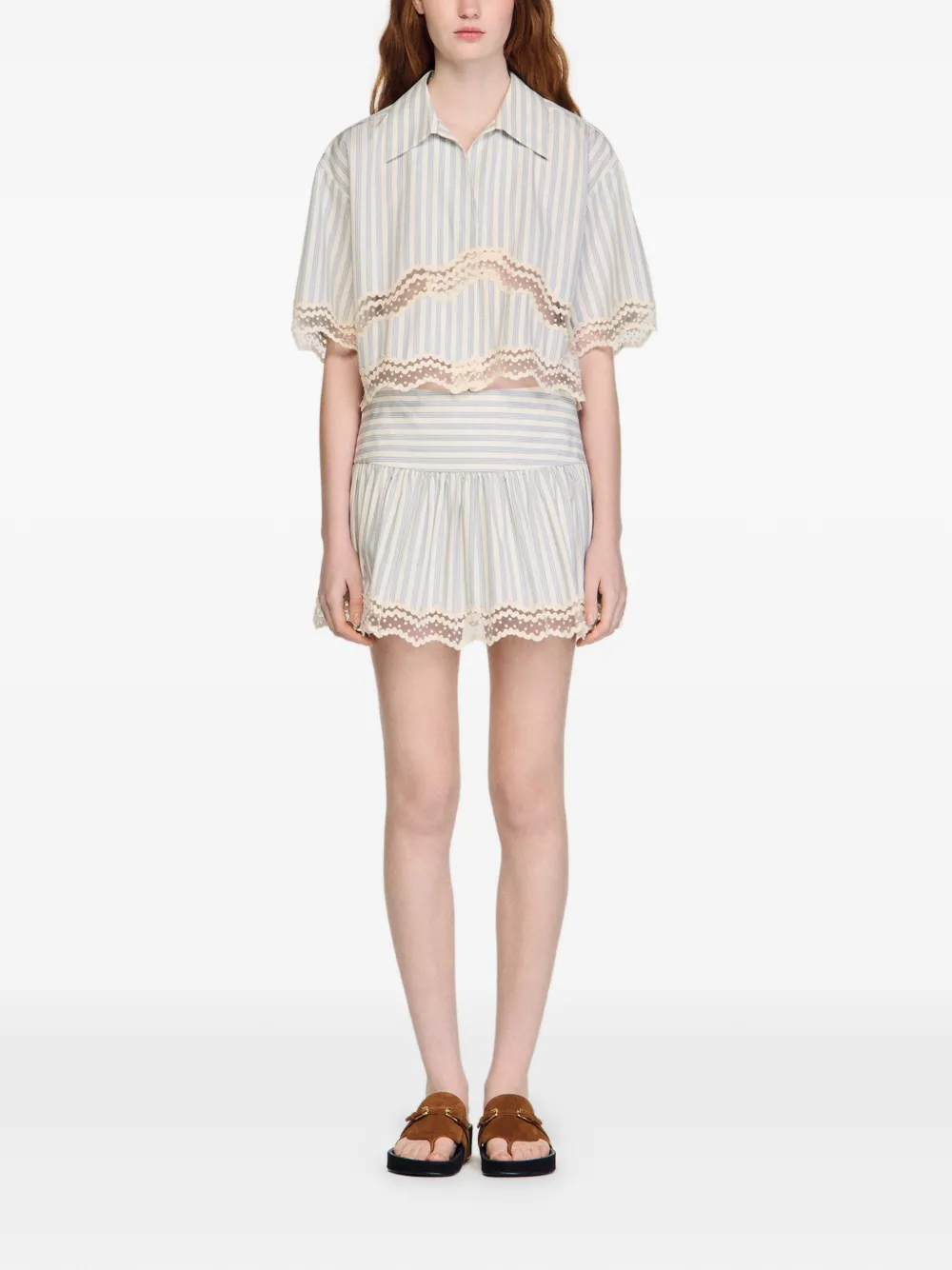 SANDRO Gestreepte shorts met kanten afwerking Beige