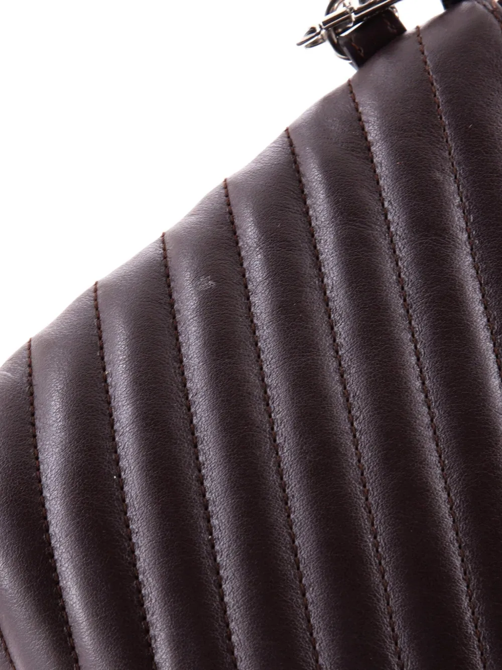 SAINT LAURENT Pre-owned Classic Monogram Wristlet Pouch Matelasse Chevron Leather Small Clutch Bag In Black