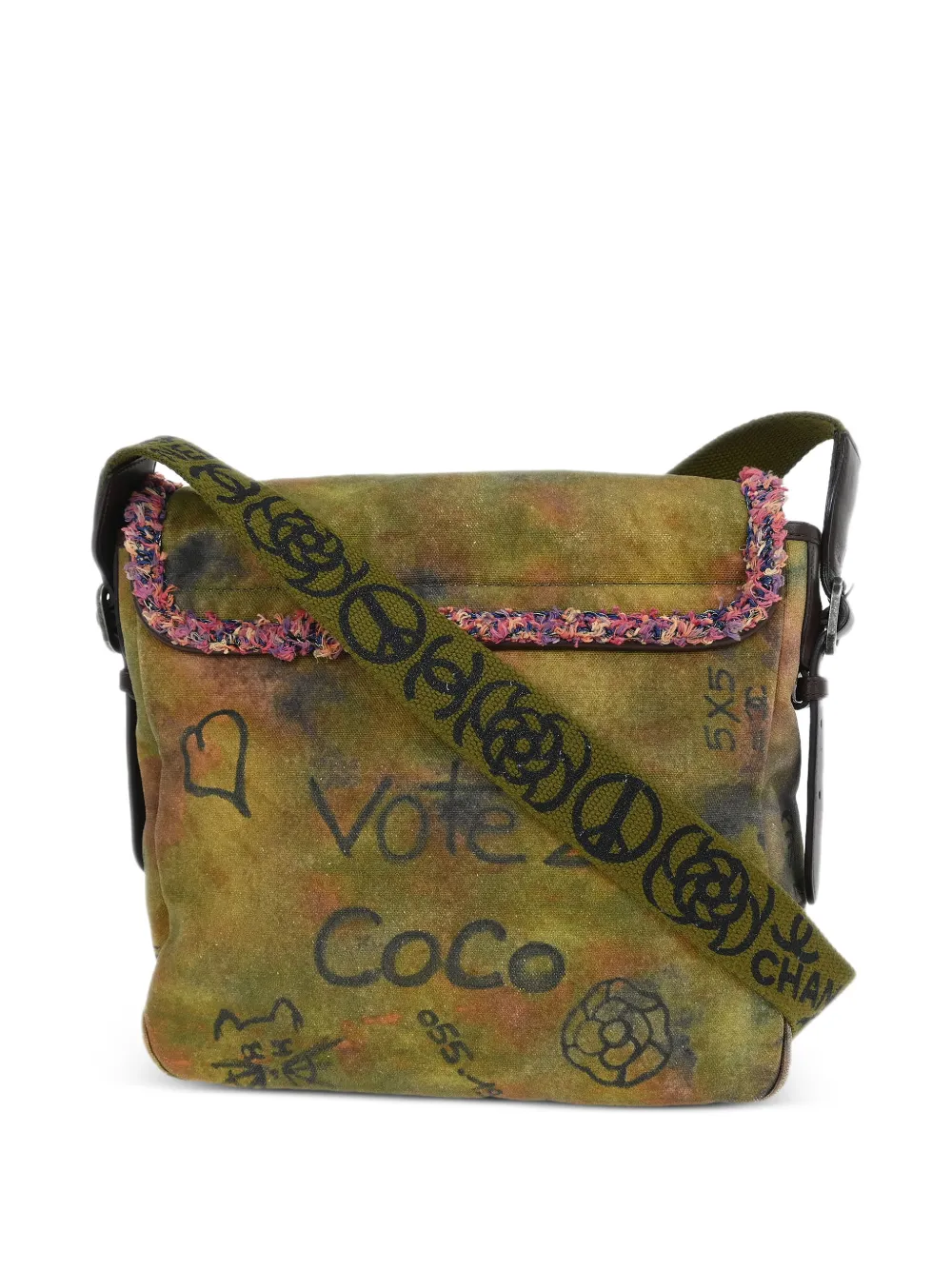 Chanel Pre-owned 2015 Graffiti Shoulder Bag in Green, view 2