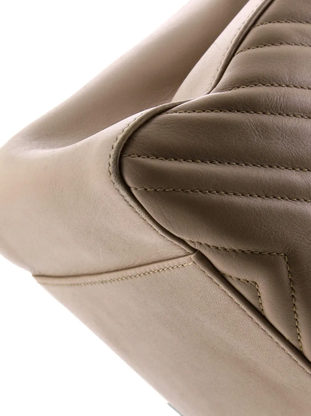 GUCCI Pre-owned Gg Marmont Chain Matelasse Leather Shoulder Bag In Neutral