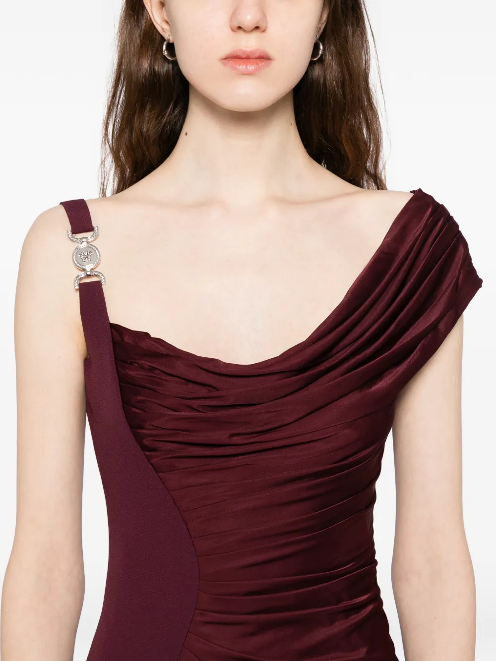 Versace Medusa 1995 gedrapeerde avondjurk Rood