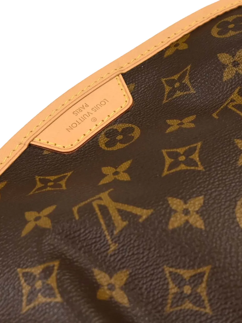 2011 Pm Menilmontant Shoulder Bag