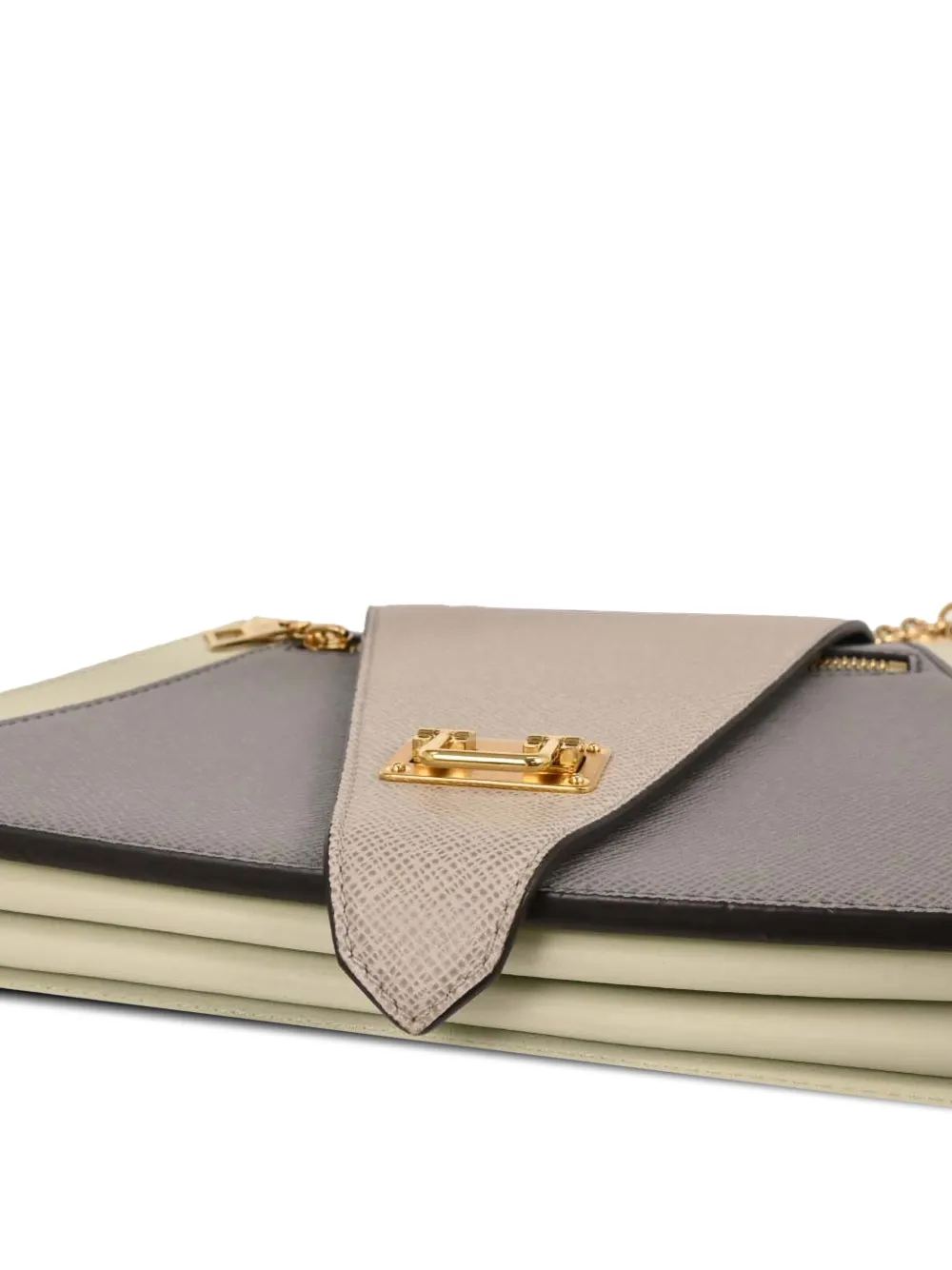 2018 Taiga Trapeze Chain Shoulder Bag