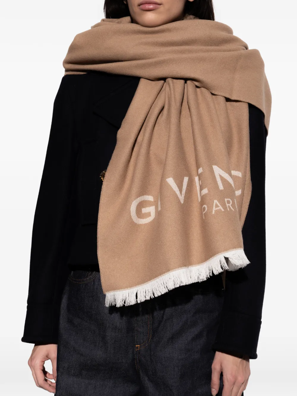 Givenchy Sjaal met logo Bruin