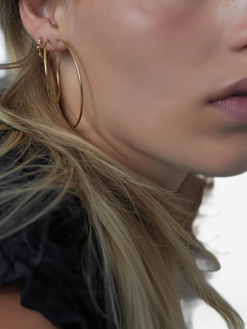 14k Recycled Yellow Gold Gossamer Hoop Earring