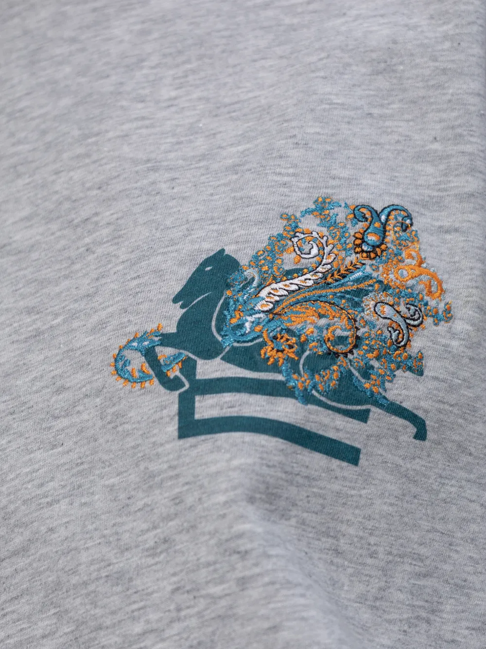 ETRO T-shirt met paardenprint Grijs
