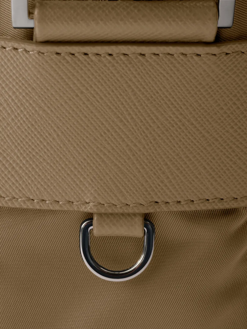 Prada Crossbodytas met logodetail Beige