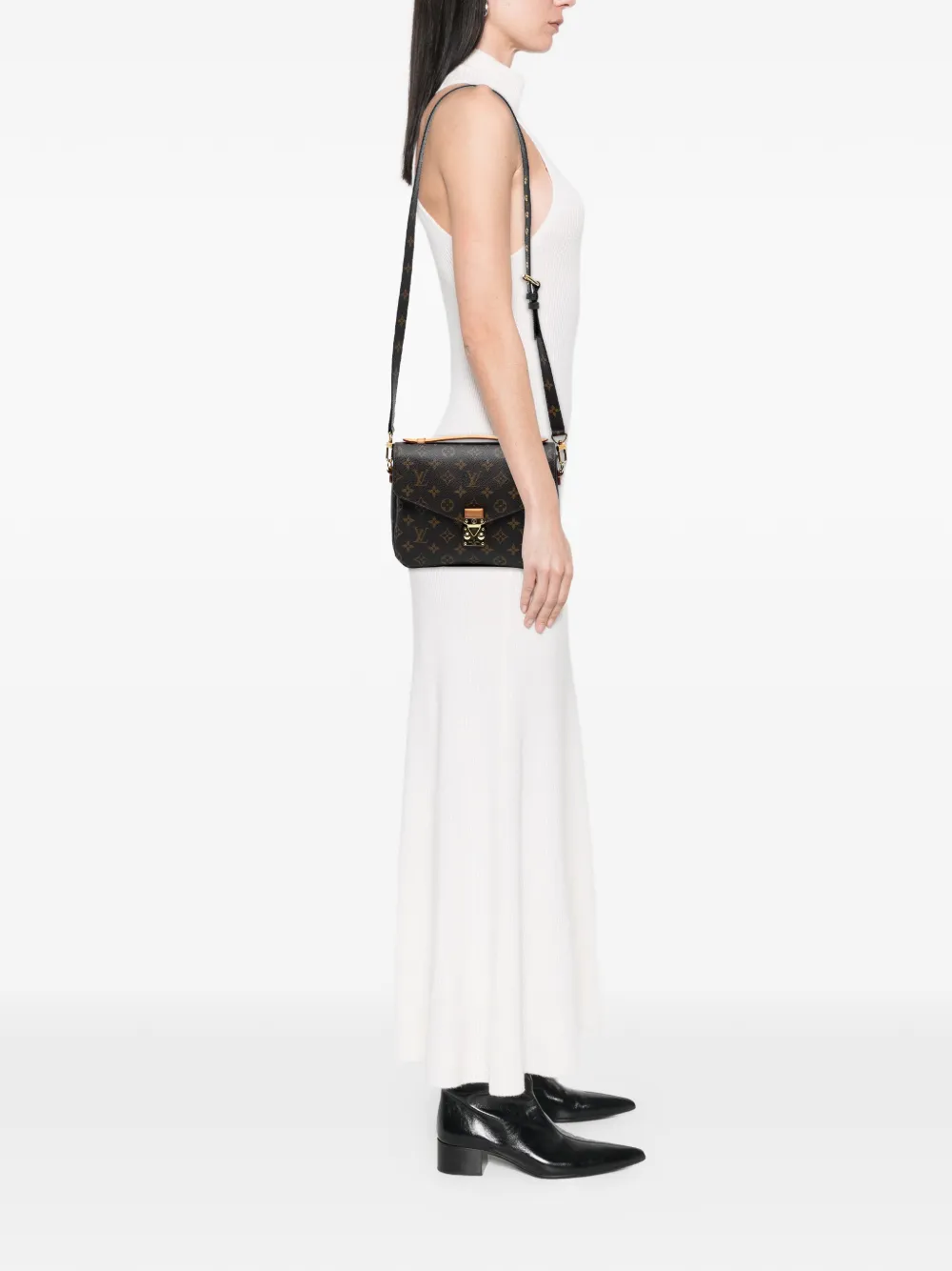 Pre-owned Louis Vuitton 2017 Monogram Pochette Metis Satchel In Brown