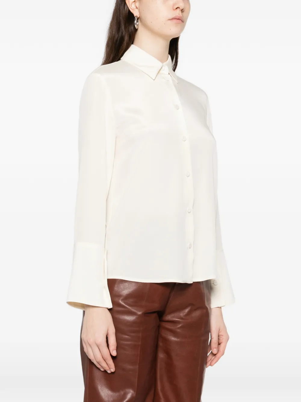Max Mara Blouse met puntige kraag Beige