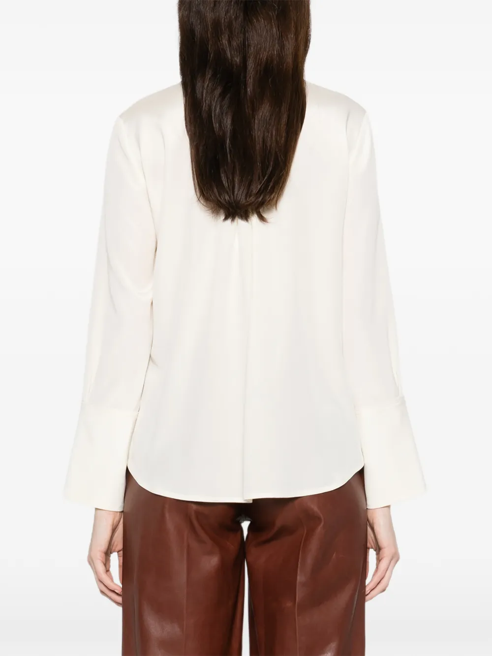 Max Mara Blouse met puntige kraag Beige