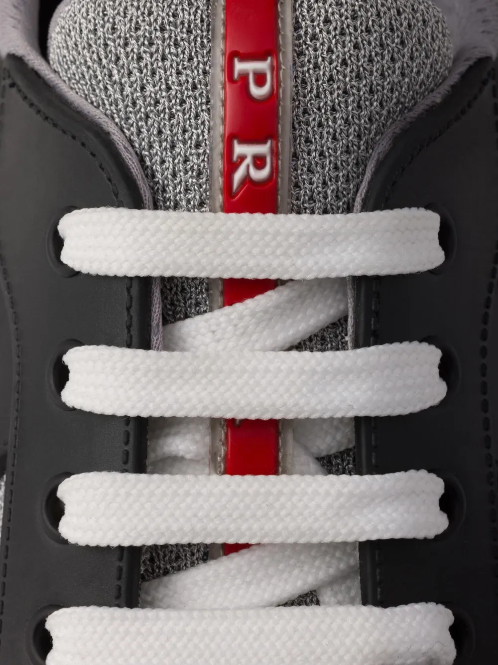 Prada America's Cup sneakers met logopatch Zwart