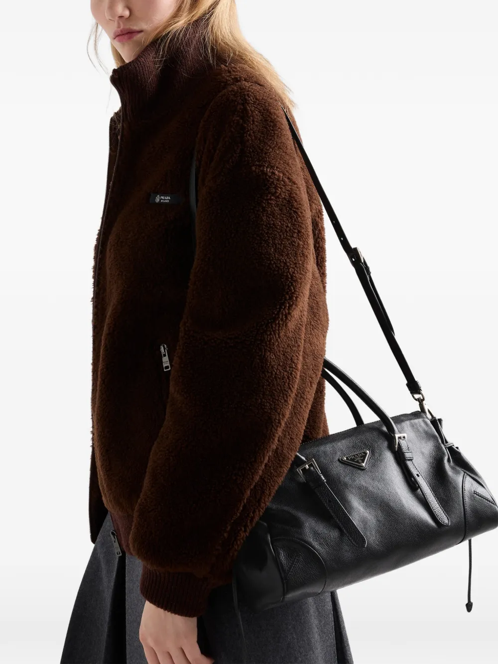 Prada medium leather triangle-logo tote bag - Zwart