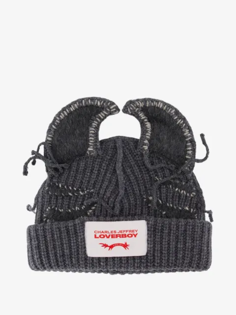Charles Jeffrey Loverboy 이어 디테일 비니