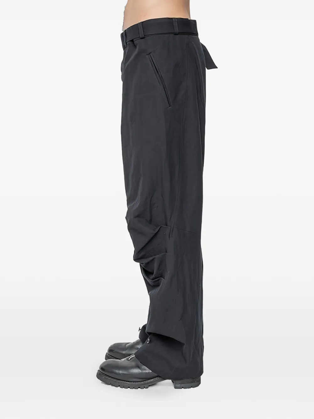 The Viridi-Anne button-detail trousers | Loose Fit Trousers | Image 2