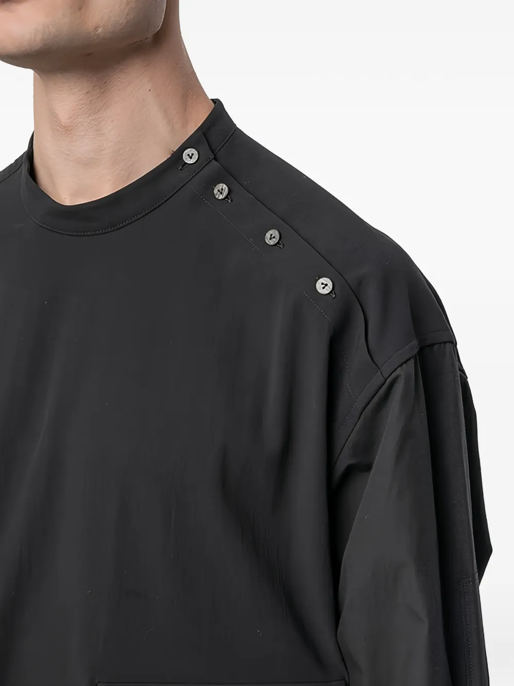 The Viridi-anne Crew-neck Shirt In Black
