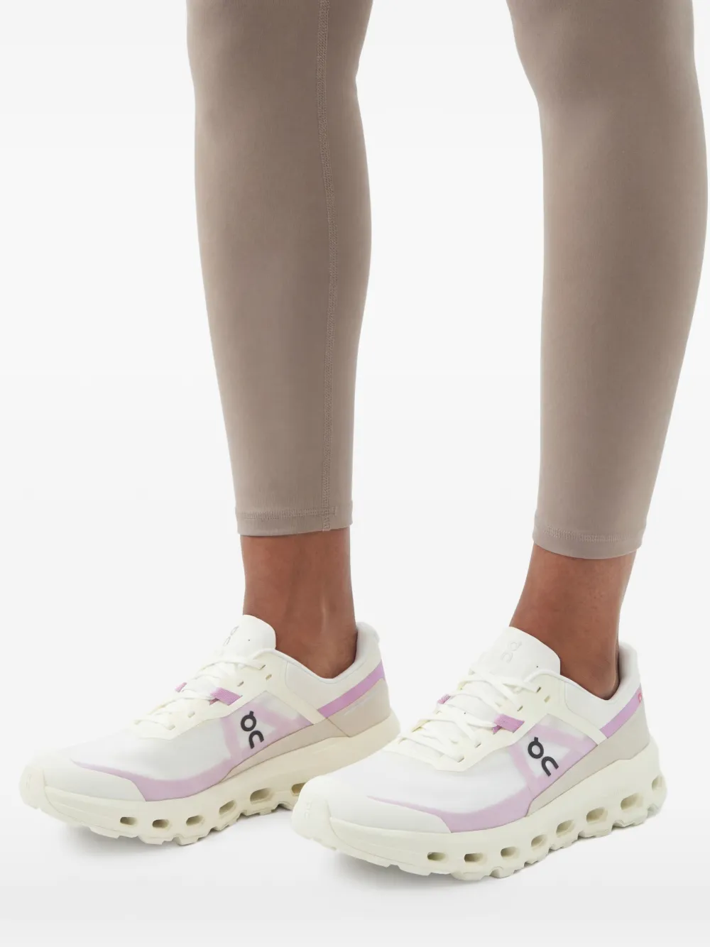 On Cloudivista 2 sneakers Wit