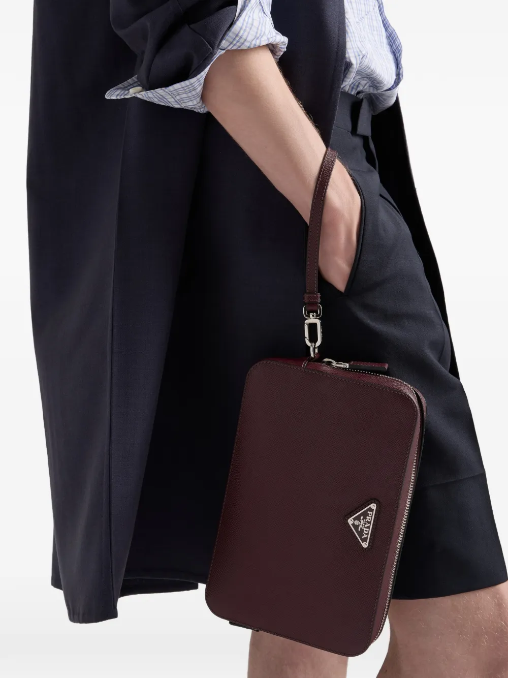 Prada Clutch met logoplakkaat Rood