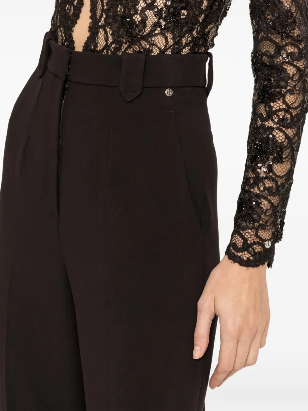 NISSA High waist broek met riemlussen Zwart