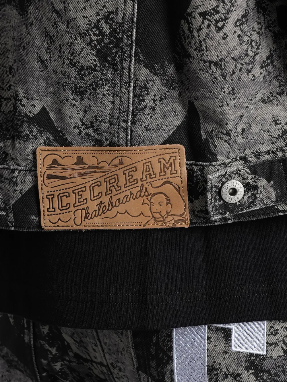 ICECREAM Denim jack met abstracte print Zwart